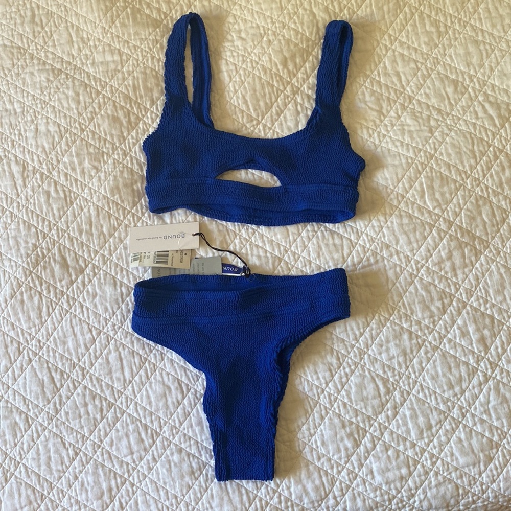 Bound by Bond-Eye Set in Ultramarine